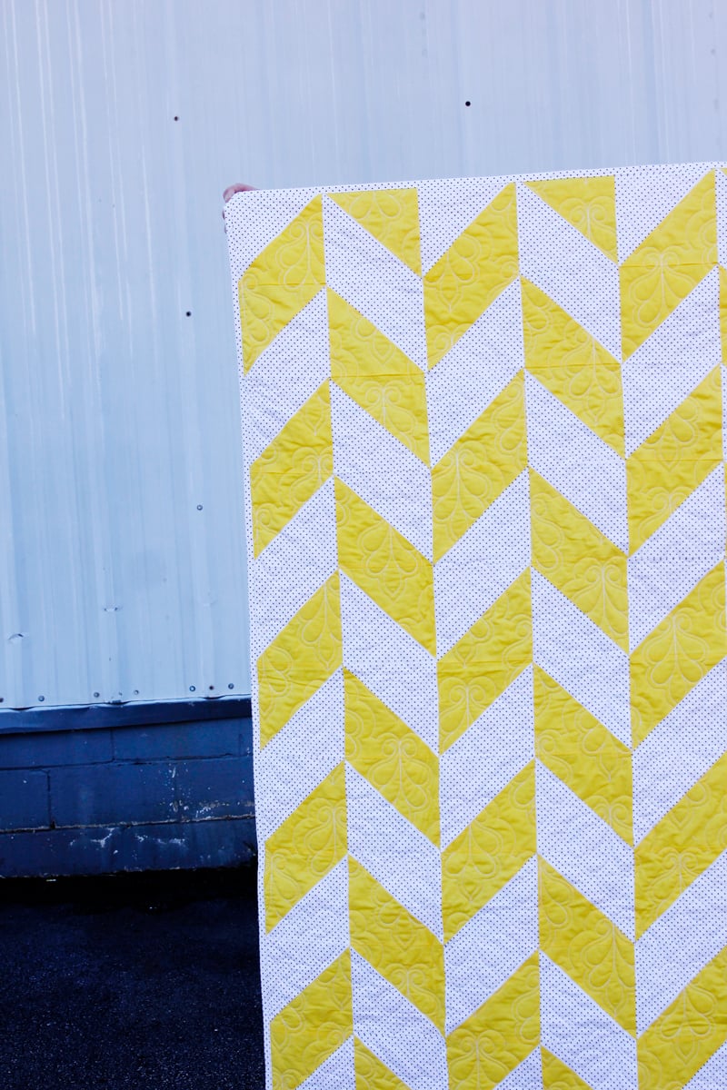 Image of the HERRINGBONE HST Quilt Pattern