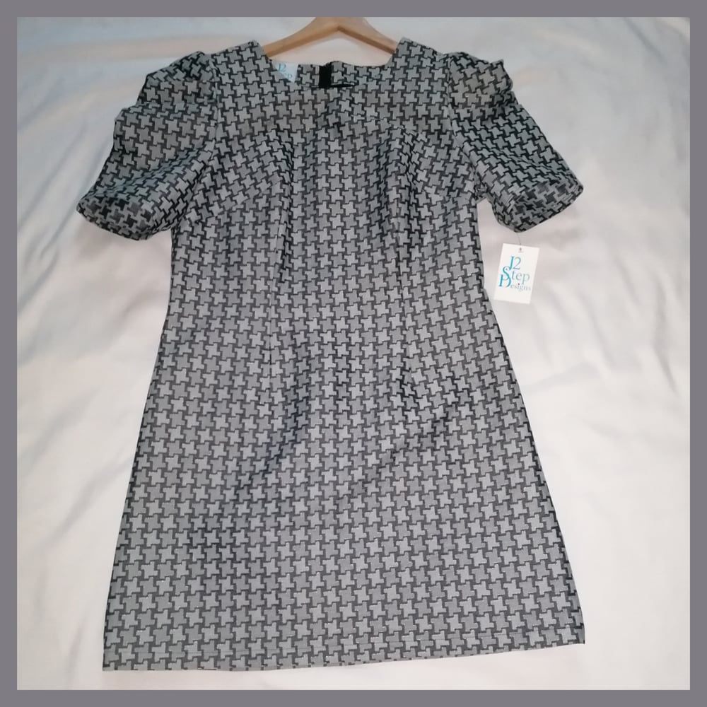 BLUE DENIM PUFF SLEEVE DRESS