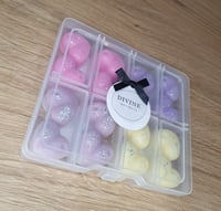 Image 3 of Selection Melt Box