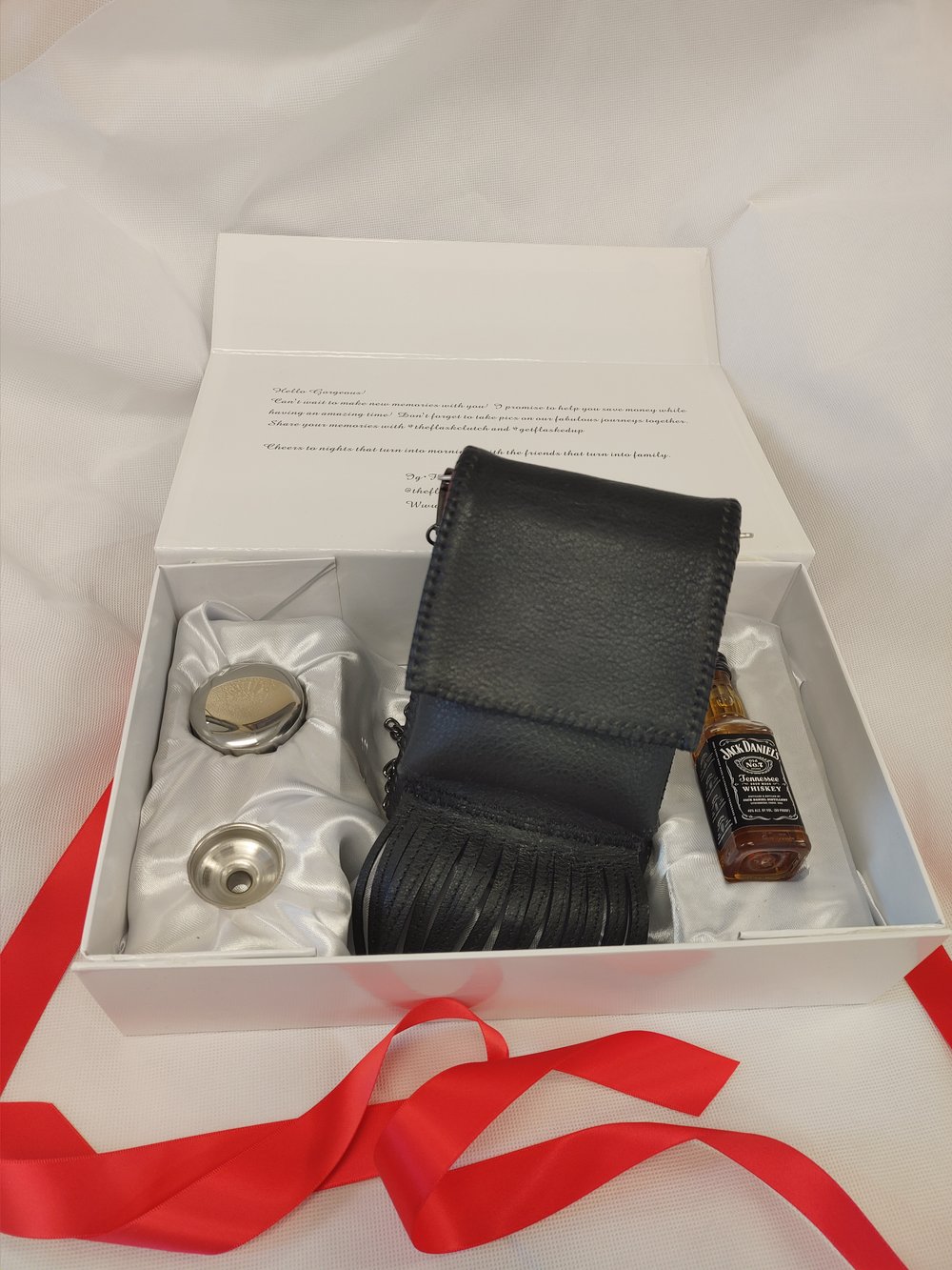 12 pz louboutin style special edition. Flask clutch purse