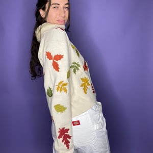 Off white cardigan with embroidered leaf detailing