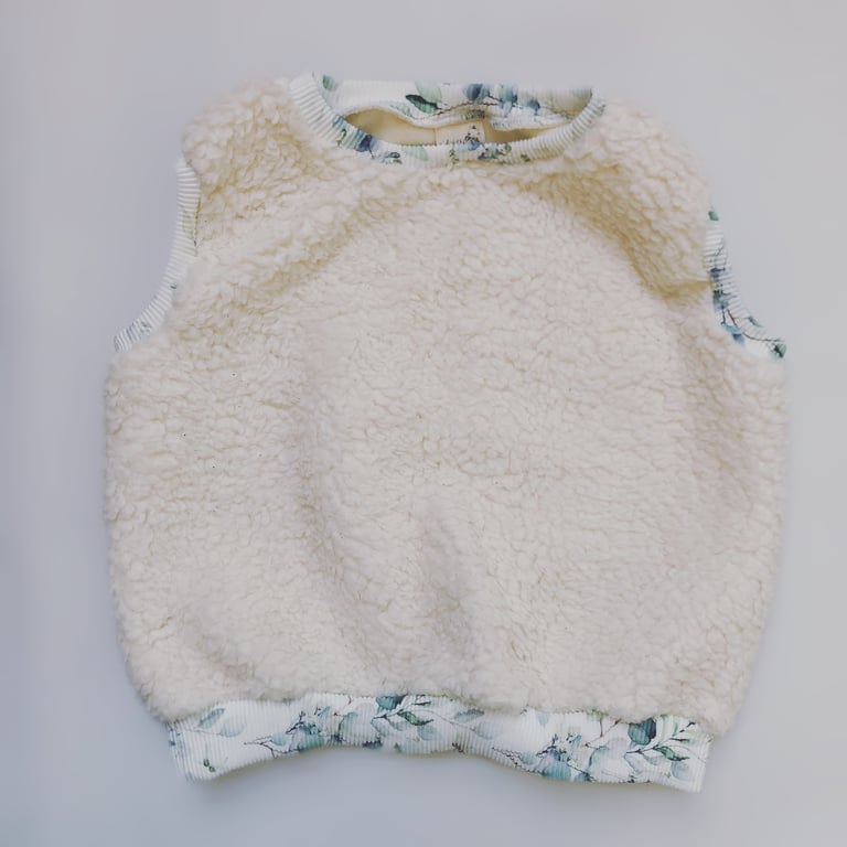 Ava vest
