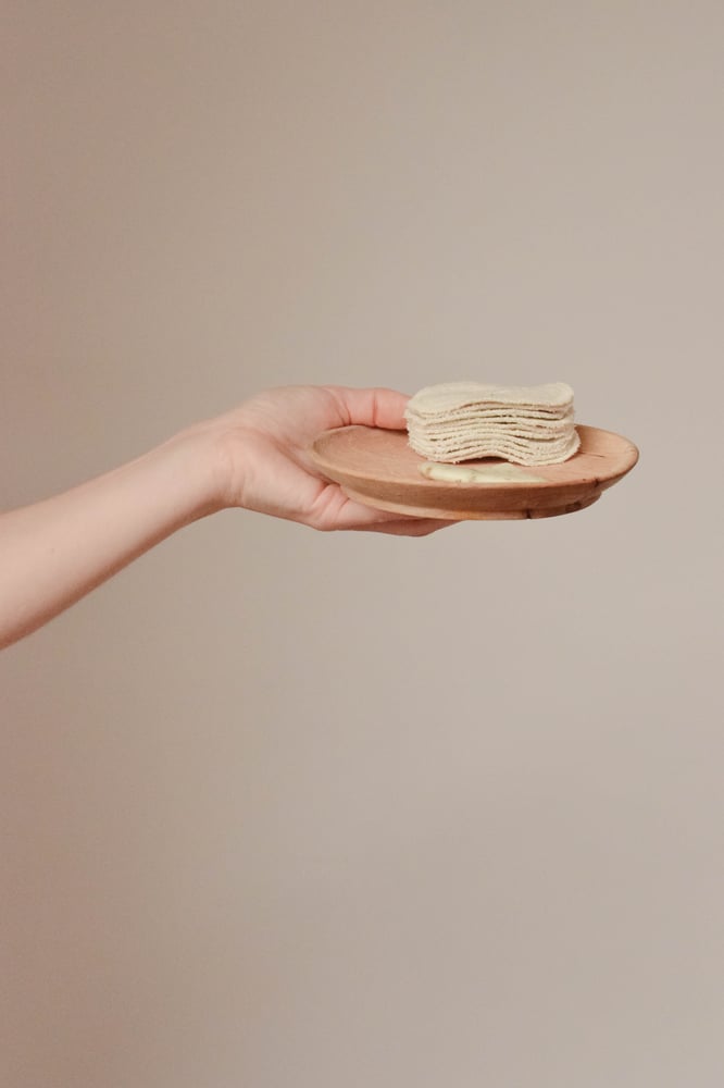 Image of Reusable Linen-Cotton Cosmetic Pads