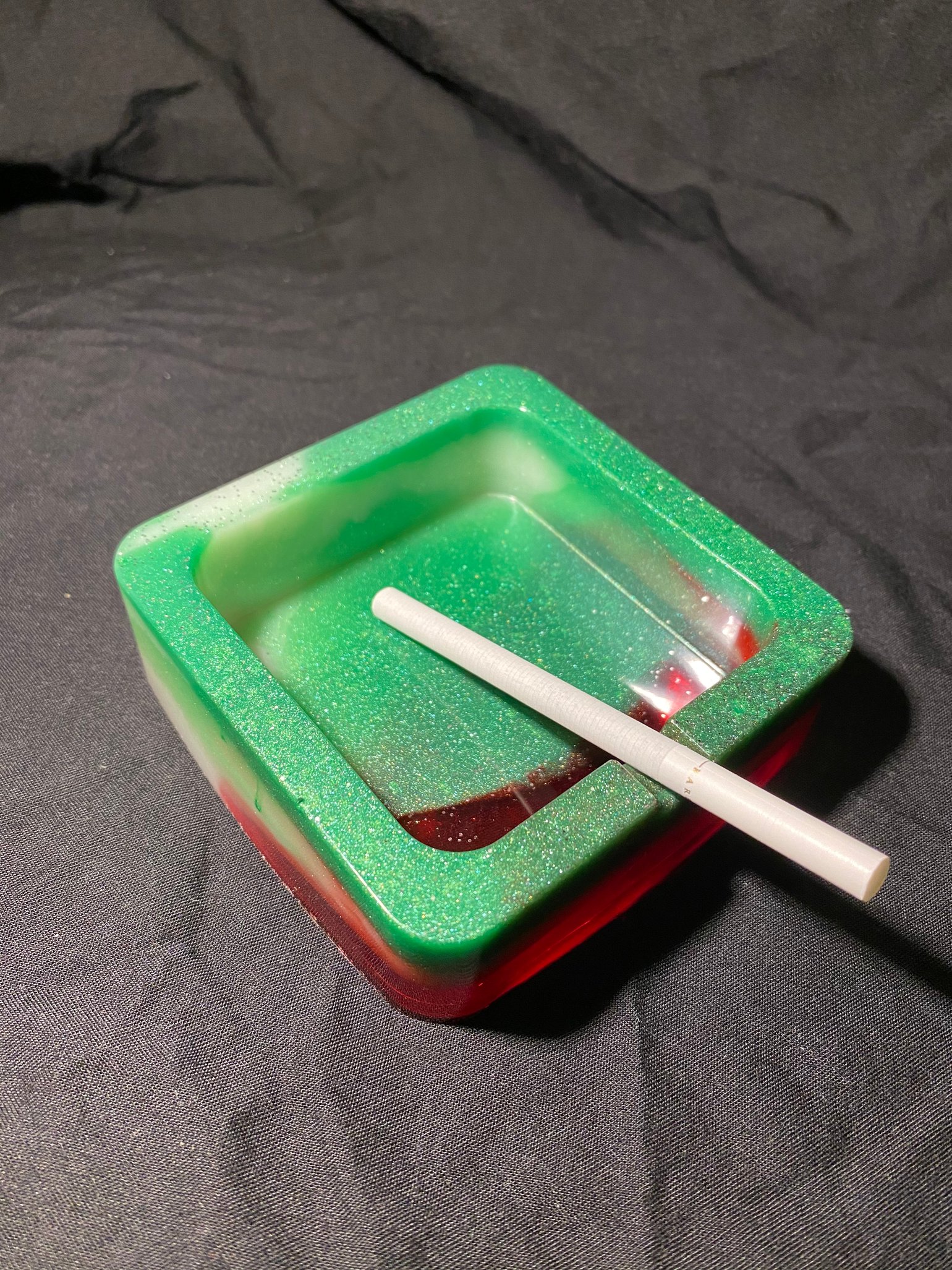 Image of Epoxy resin Ash tray 