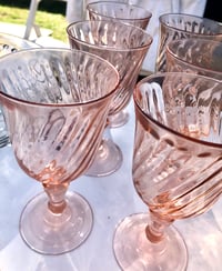 Image 5 of Verres à pied rose