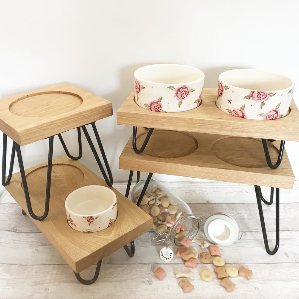 Handmade oak pet bowl stand