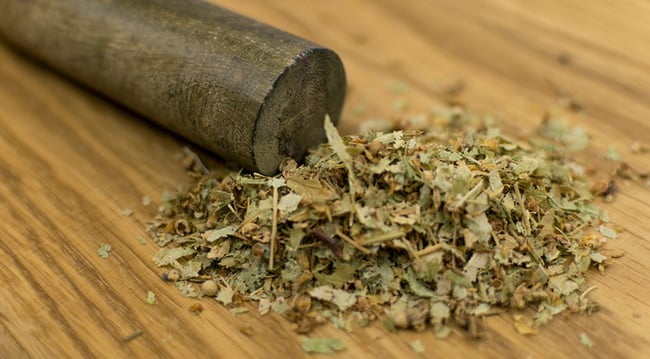 Papaya “ PAW PAW” Leaf