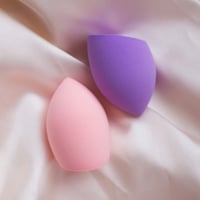 Image 1 of PINK BEAUTY BLENDER