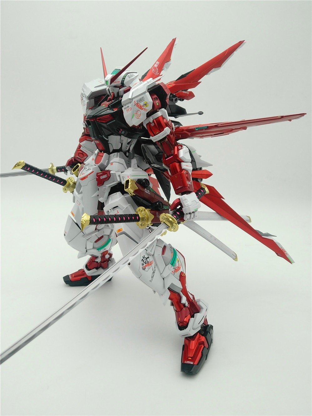 Nilson Work PG Red Frame | Black Market Gunpla