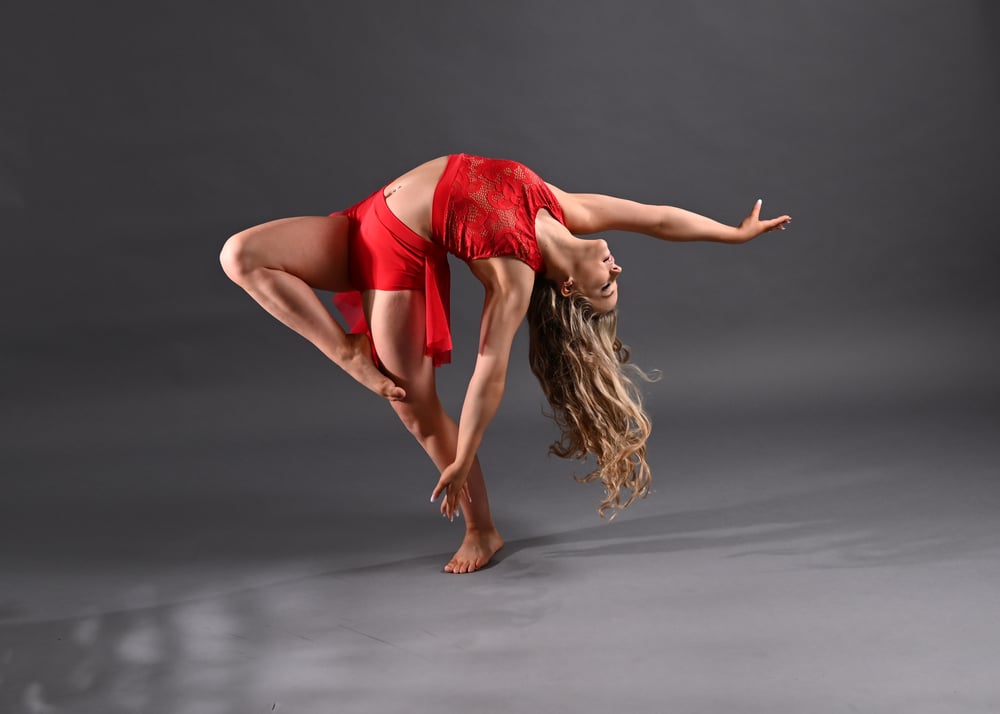 Image of ‘Starlett’ lyrical