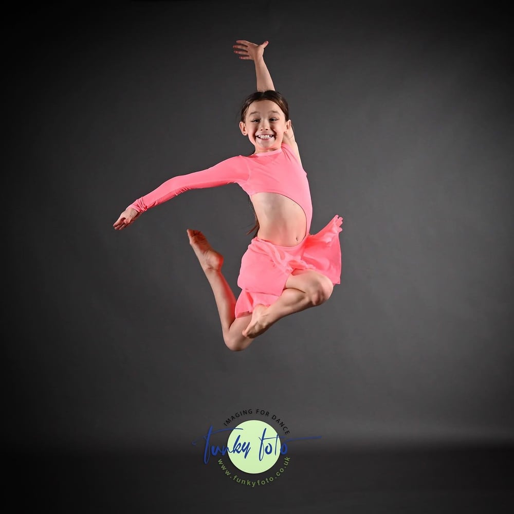 Image of ‘Isla’ lyrical