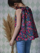 Image 1 of Blouse liberty Ciara fuchsia col volanté