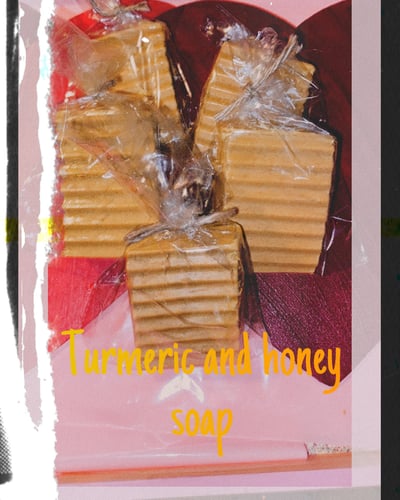 Image of Turmeric and honey soap 