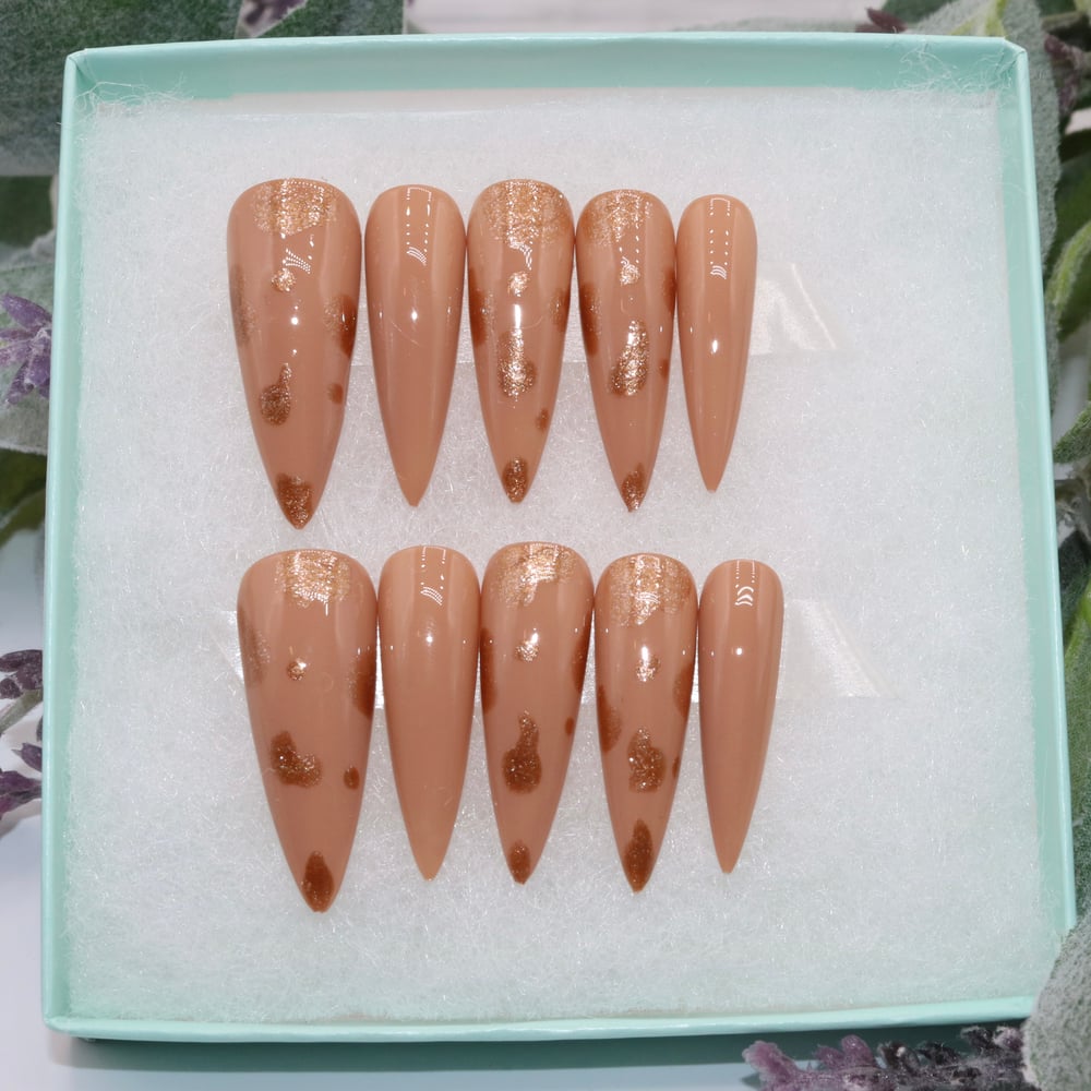 Image of Chocolate Moo - Stiletto