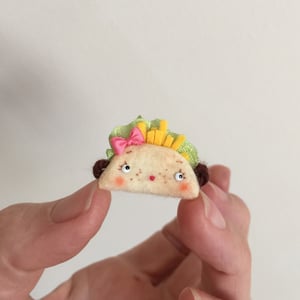 Image of Tiny Toy Taco for Dolls #2