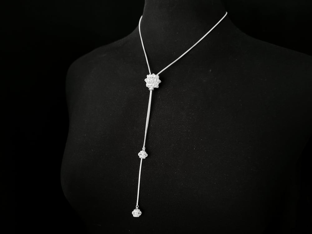 PH132 Sliding basket Necklace
