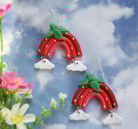 Strawbaby rainbows