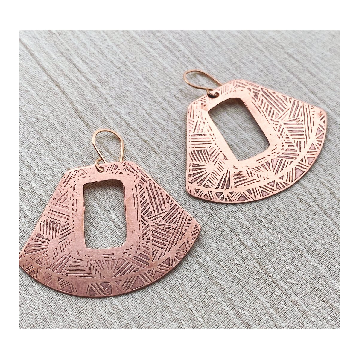 Image of Copper Basket Earrings 
