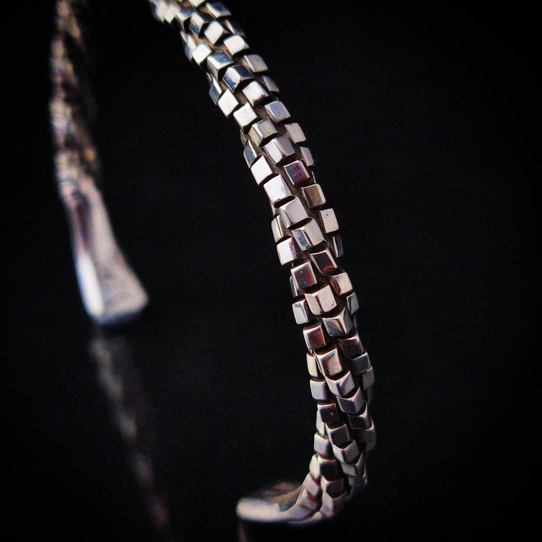 ブレスレット LANARCHIVE twisted square bracelet 투플랜[LAN ARCHIVE] Twisted Double Bracelet