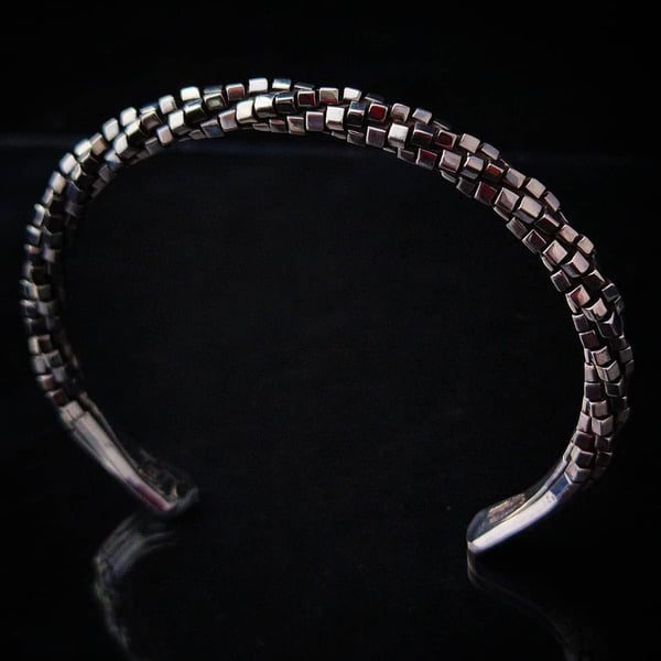 Image of Quadruple Twisted Cube Bracelet