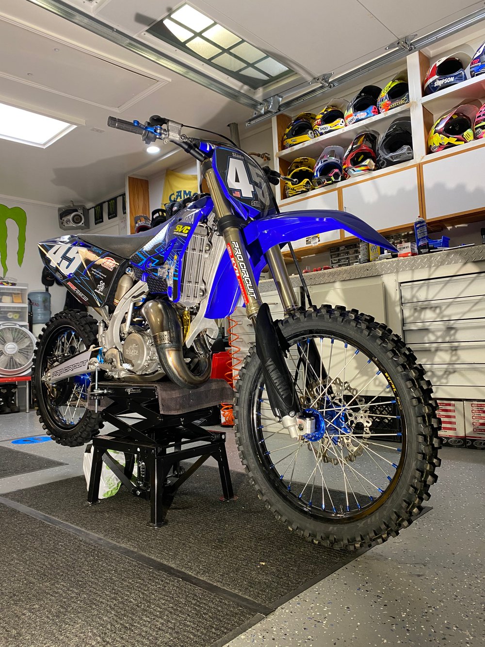 LIGHTNING BOLT MX GRAPHIC KIT - YAMAHA YZ125 • 2002 - 2023 YZ125/250 • YZF 250/450450