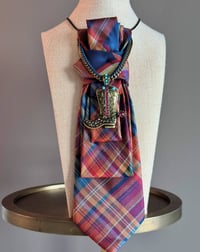 Image 2 of Golden Spurs