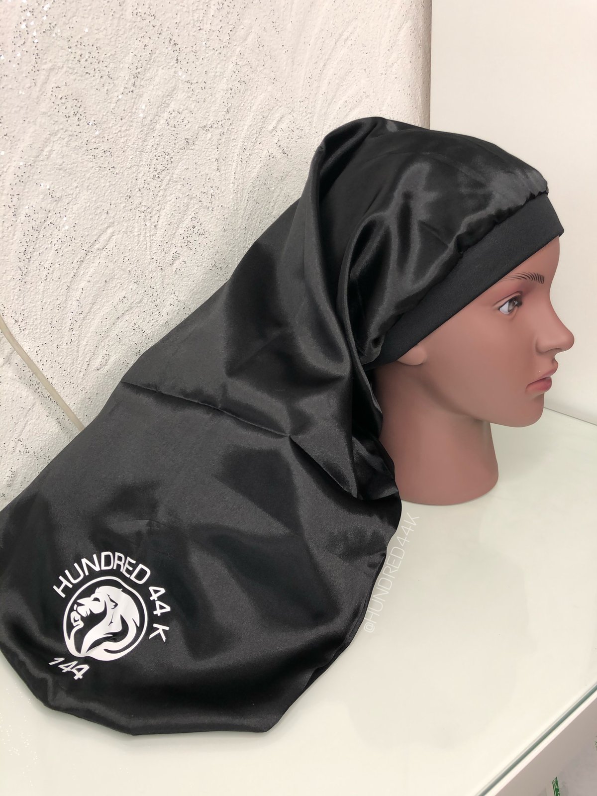 LONG TAIL BONNET- BLACK