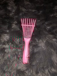 Image 3 of Detangling Brush
