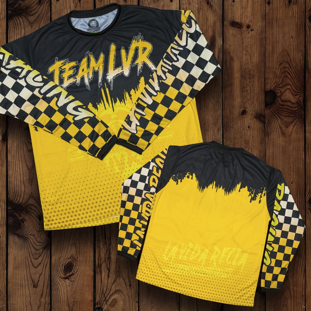 TEAM LVR CHECKERED FLAG
