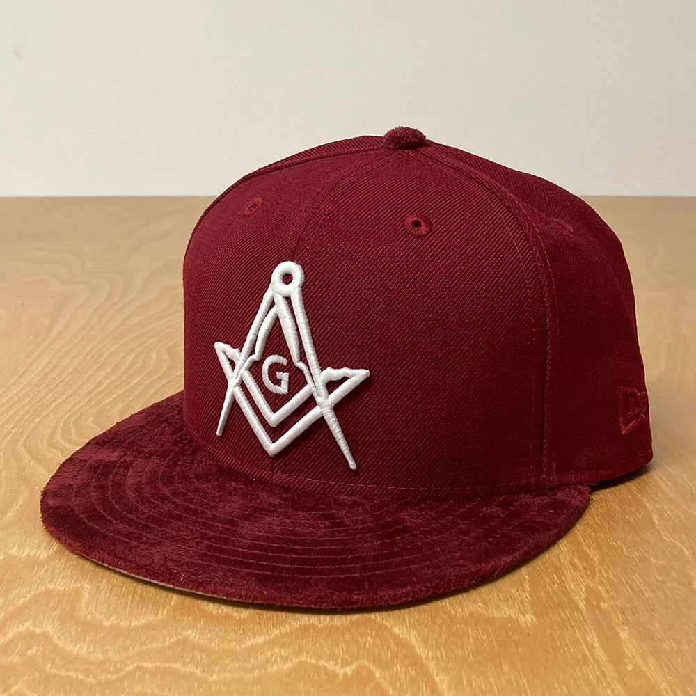 Image of New Era 59Fifty Cardinal Red with Glow White