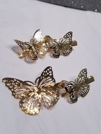Image 4 of Gold Butterfly clips🦋