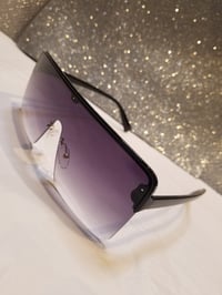 Image 2 of Black Outshining sunglasses 🖤