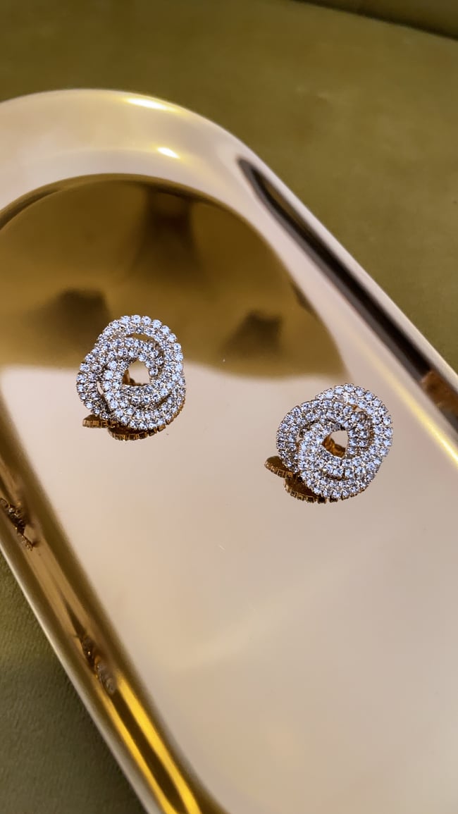 Diamante studs Clearance