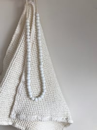 Image 3 of Beads for your home - white glass