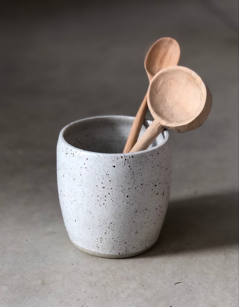 Image of utensil holder in speckled frost