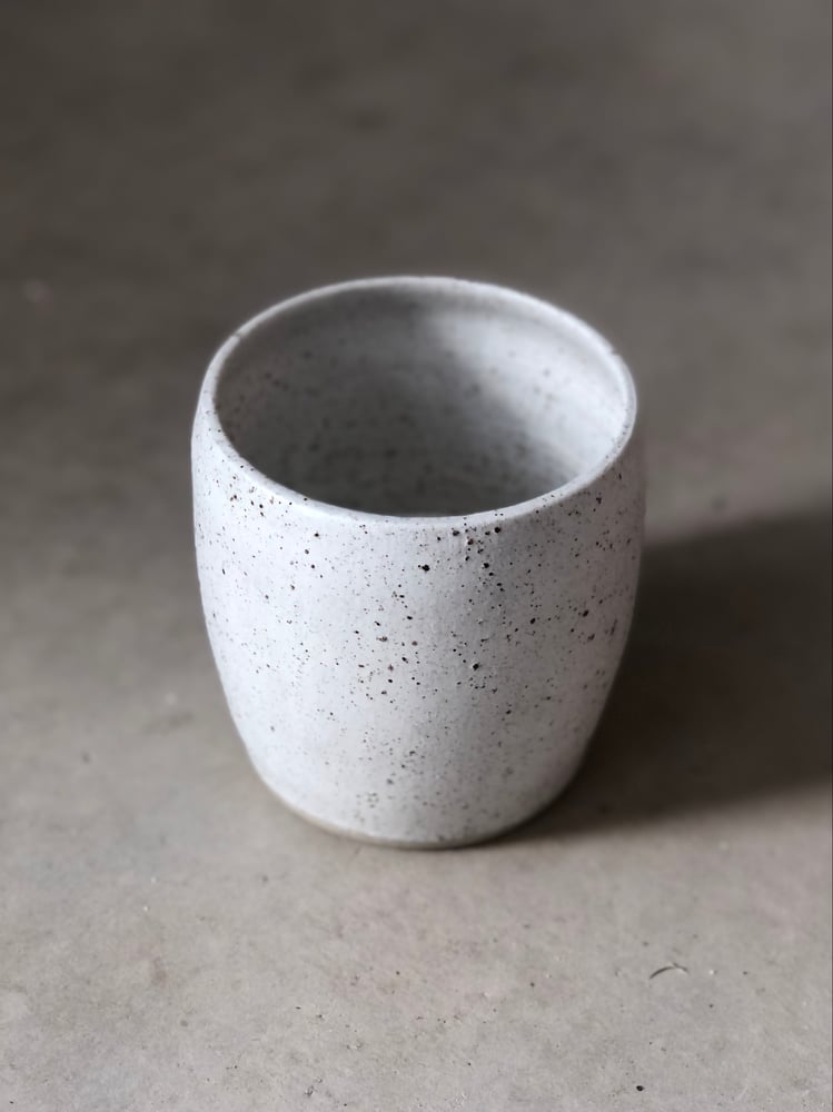 Image of utensil holder in speckled frost