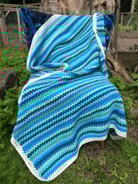 Image 3 of The Waves Blanket 