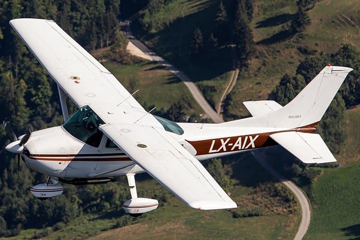 Image of Cessna 182Q LX-AIX