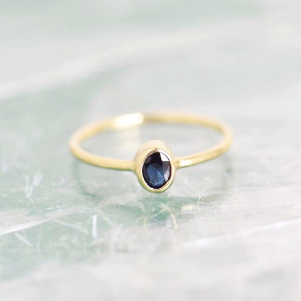 Image of Natural Blue Sapphire oval cut 14k gold ring