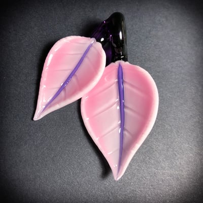 Image of Pink & purple double leaf pendant 
