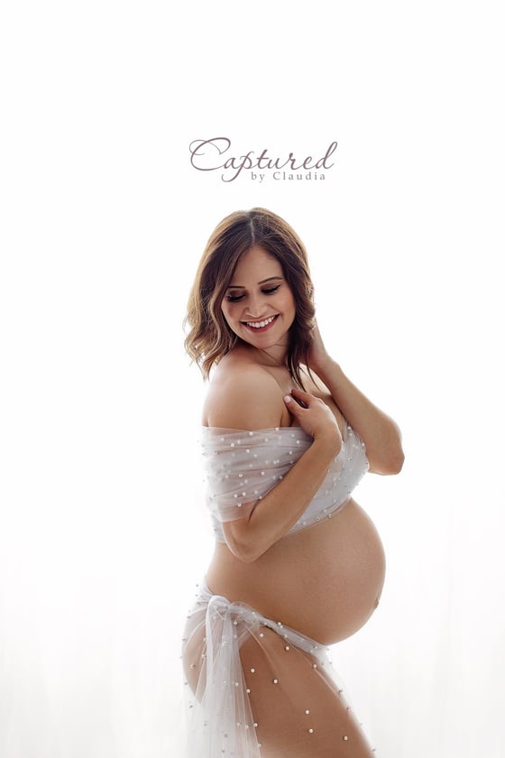Image of Studio Maternity session -30% Deposit