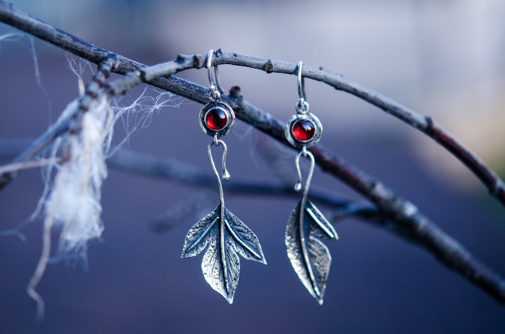 Image of made to order: sassafras leaf earrings
