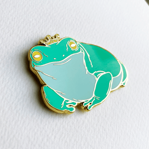 Frog Queen Gold Pin