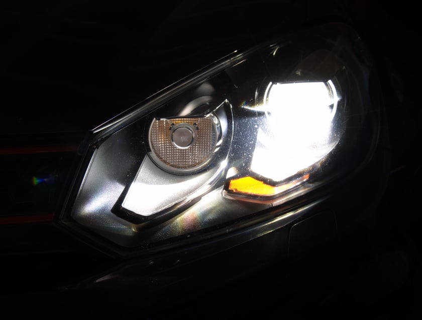 H7 LED Headlight Bulbs Adapter Holders Fit VW EOS for Golf MK7 MK6