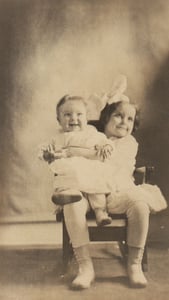 Image of VINTAGE PHOTO GIRL SMALL ROCKING CHAIR & HAPPY BABY