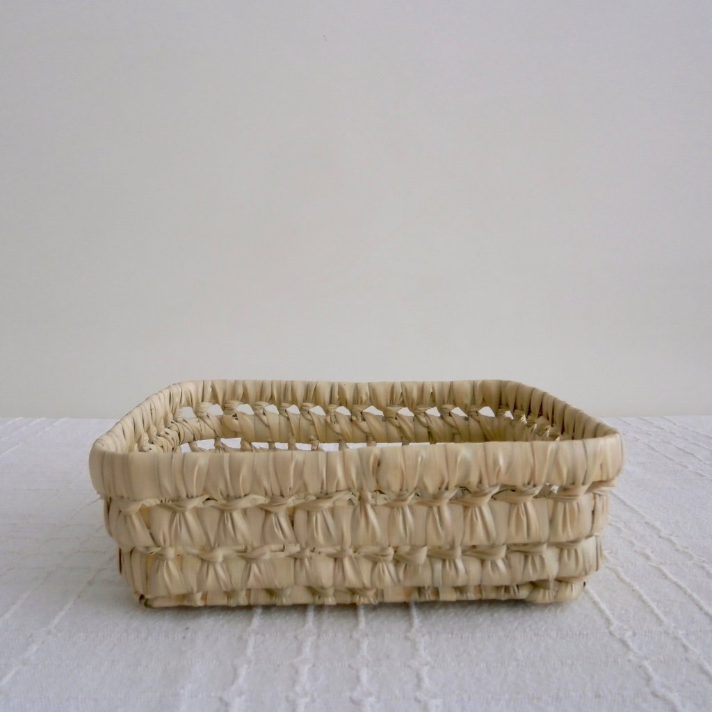 Image of SMALL OPEN WEAVE TRAY
