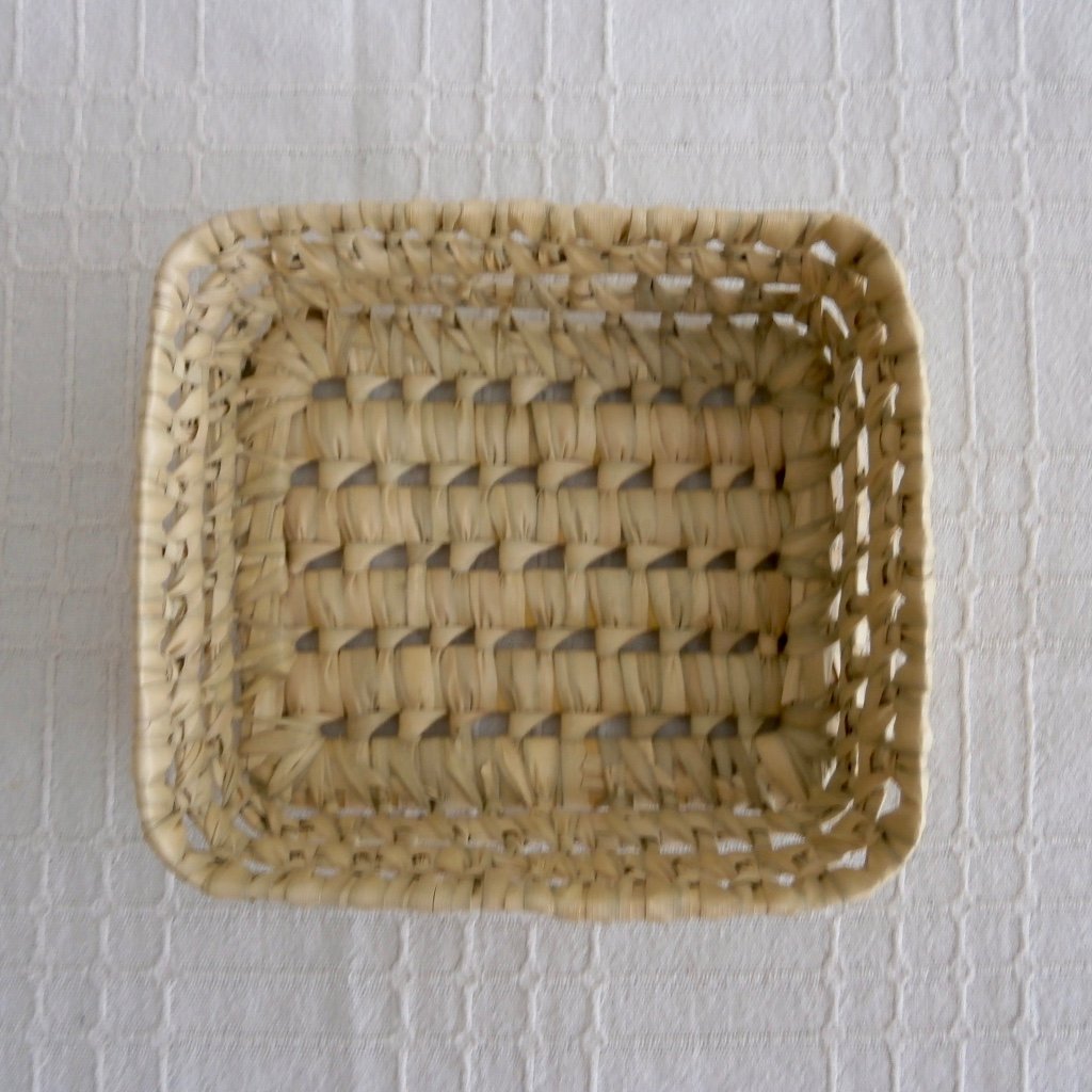 Image of SMALL OPEN WEAVE TRAY