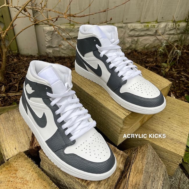 Jordan 1 - Wolf Greys 
