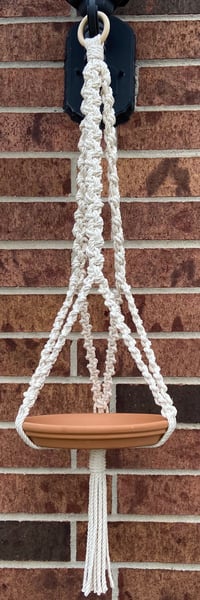 Macramé Bird Feeder 