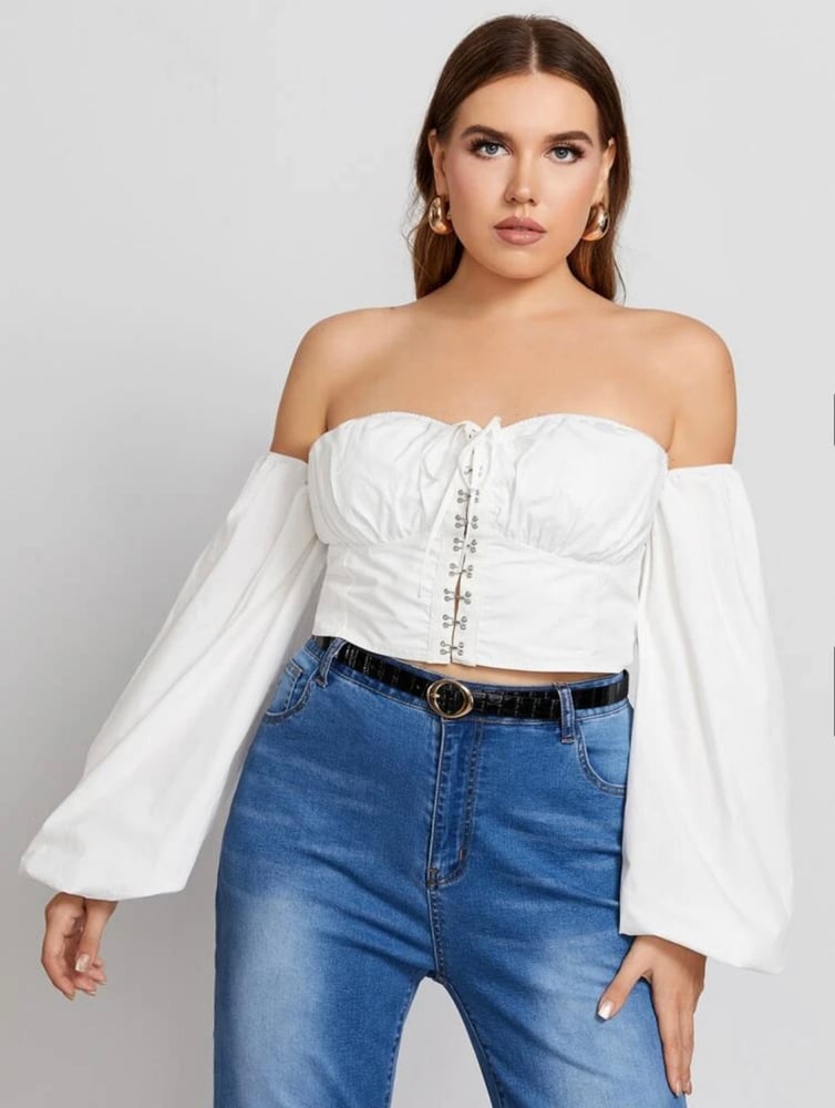 Image of Victoria White Lantern Sleeve Top